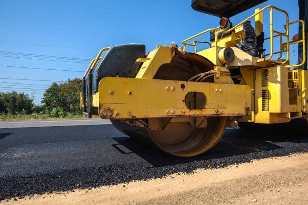 Best Driveway Paving Contractor  in Maple Park, IL